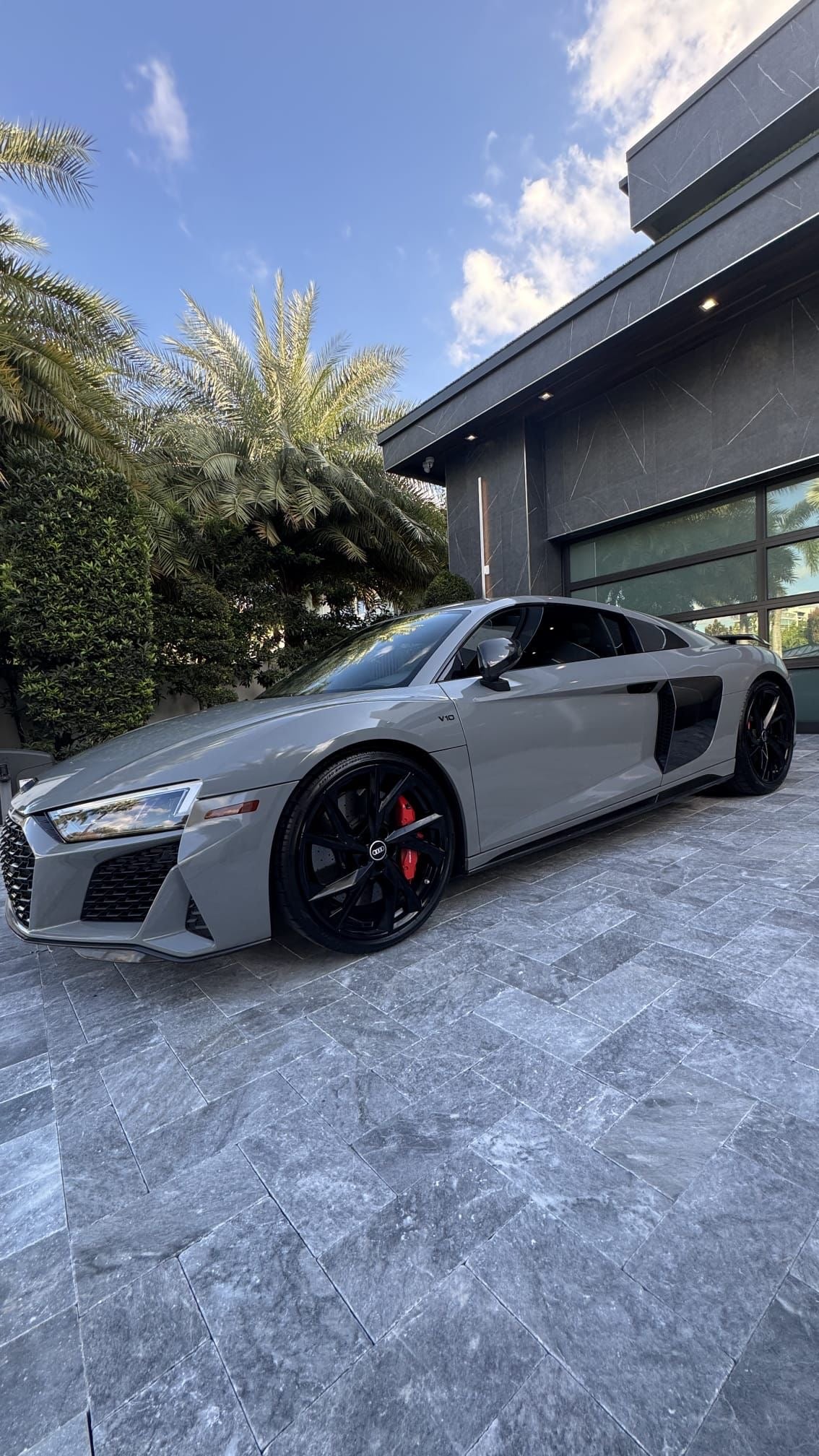 Audi R8 - Audi Rental Miami