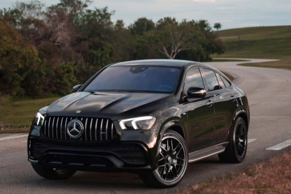 Mercedes AMG GT 43 - Mercedes Rental Miami